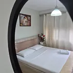 Quarto em Acomodações Particulares Central Tirana Stay *
